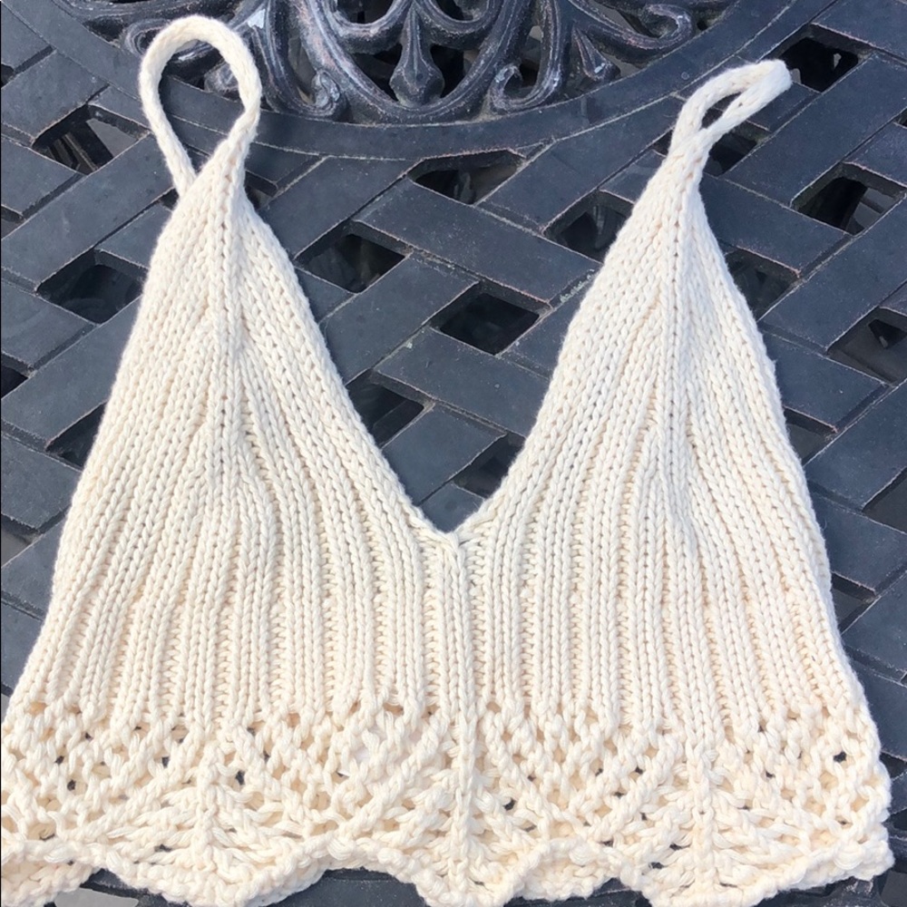 Crochet crop top/bra